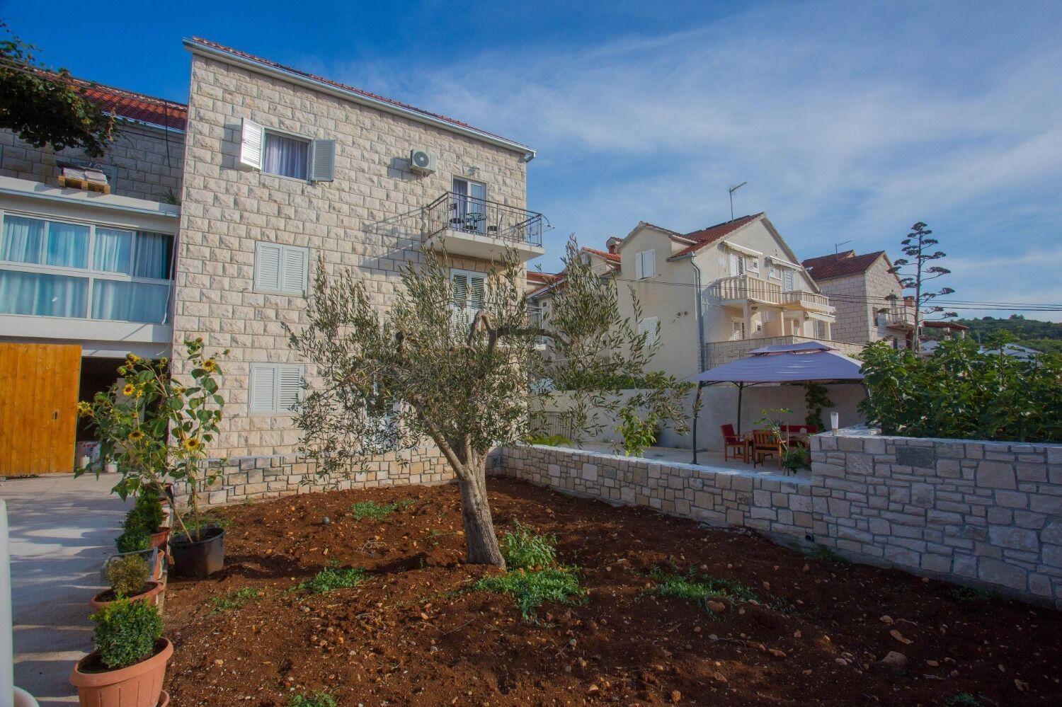 Apartment Mato Сутиван Экстерьер фото